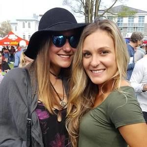 Meet your Posher, Maddie